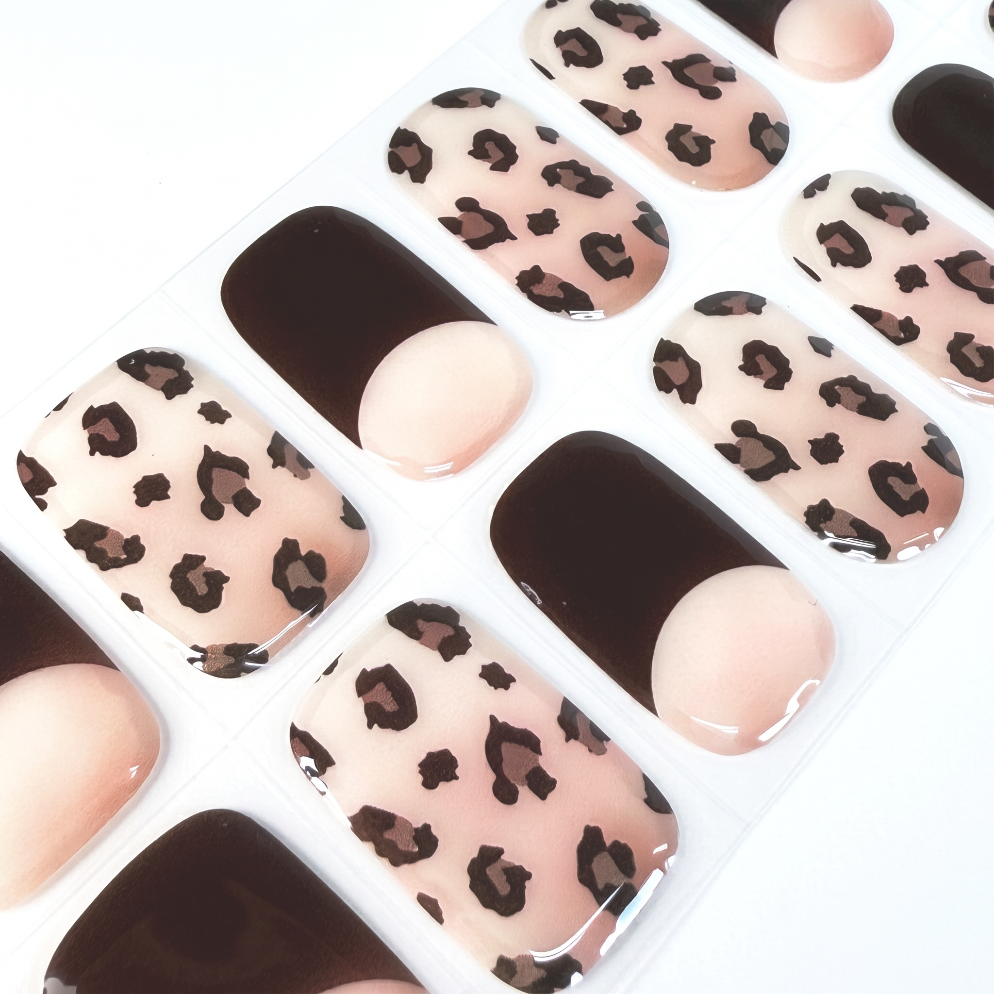 Cocoa Leopard French